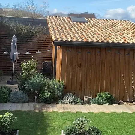 Au Fond Du Jardin شقة *